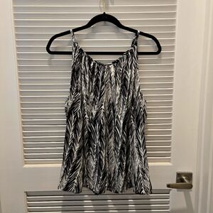 Worthington Black and White Feather Print Tank Top